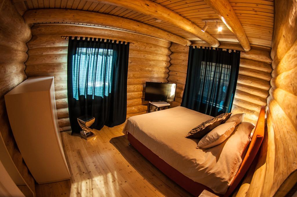 Cabana Deac - Luxury Chalet 바틀돌니 객실 사진